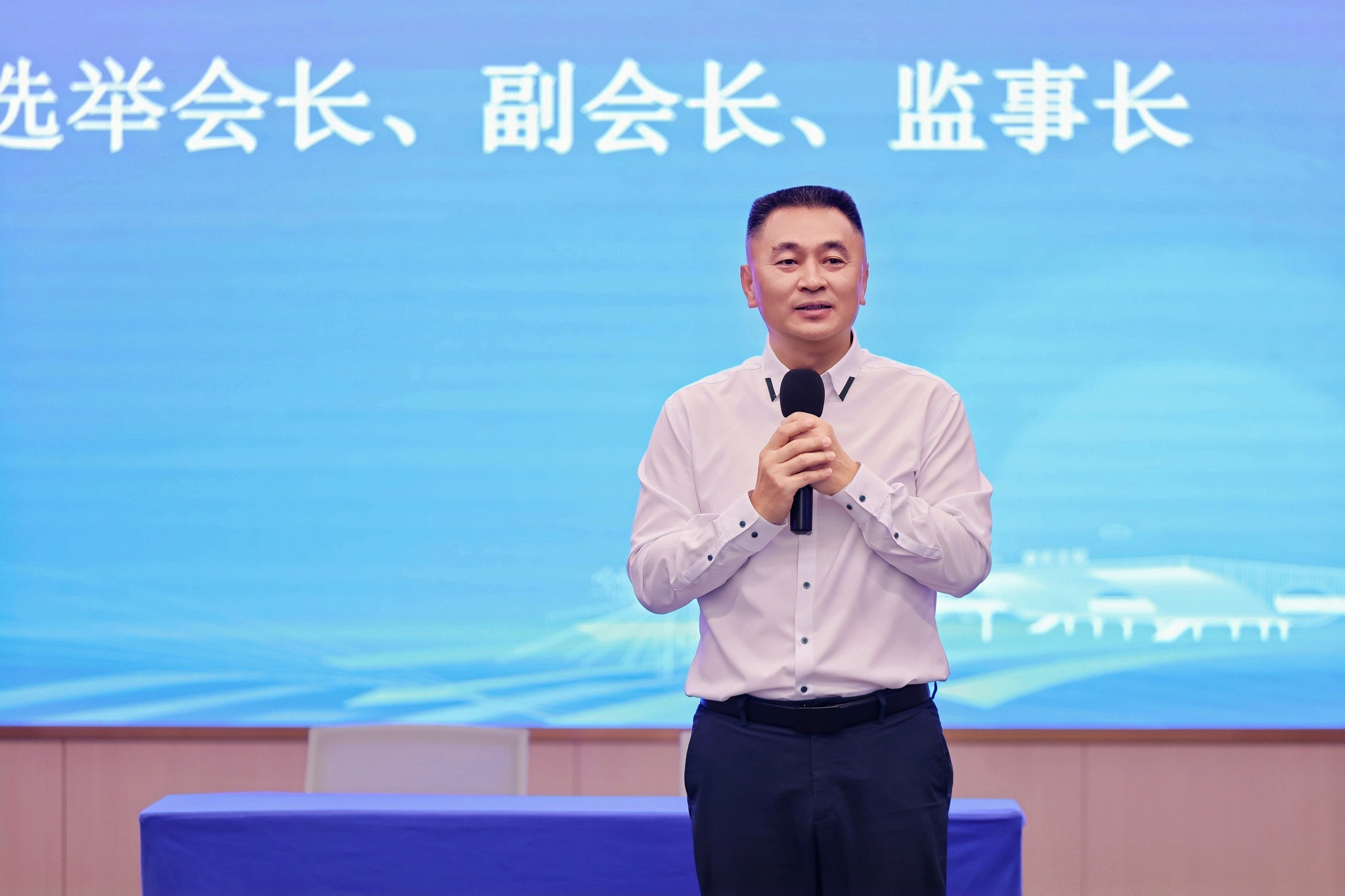 亚洲体育app下载